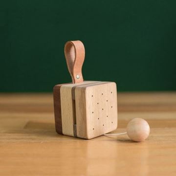 Picture of eguchi toys 原木手工製音樂盒