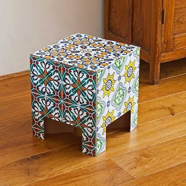 Picture of Dutch Design Chair 荷蘭設計椅 紙板椅凳 / 邊桌 / 床邊桌
